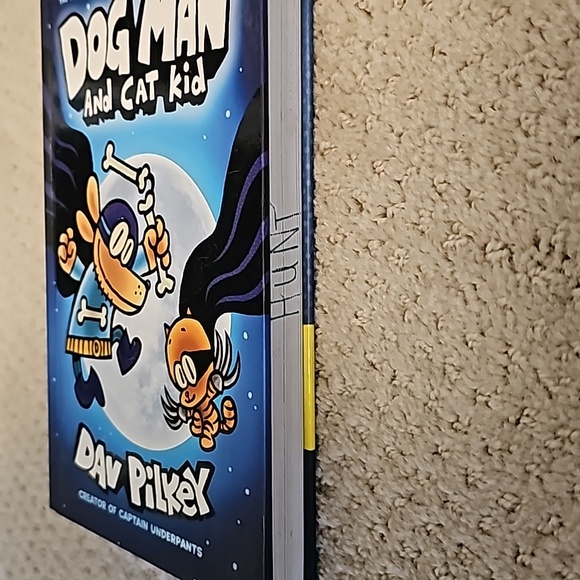 Dogman and Cat kid book - Picture 4 of 5